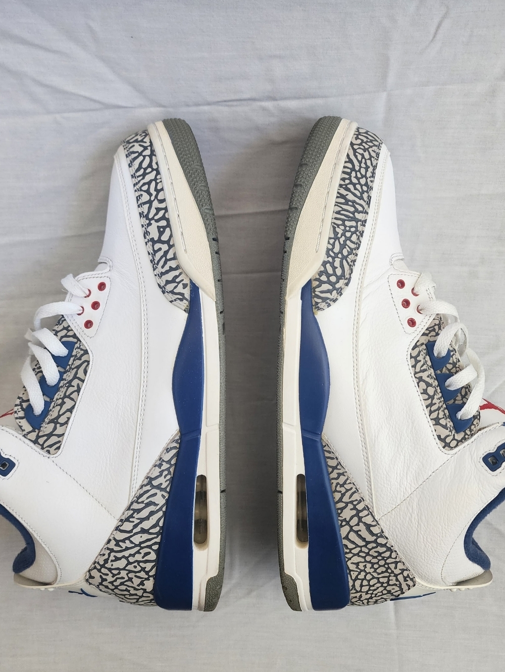Jordan 3 Classic White & Blue Retro Sneakers with Elephant Print Size 15.